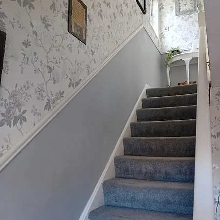 Cuan Na Bpiobairi 住宿加早餐酒店 *